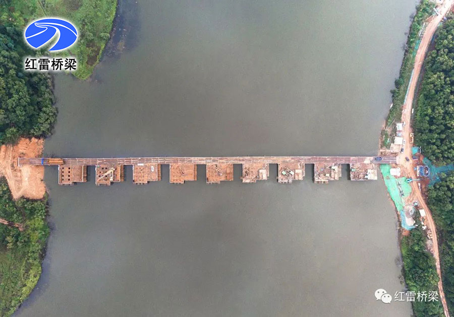 珠肇高鐵江機(jī)段JJZQ-6標(biāo)孔堂水庫(kù)鋼便橋、鋼平臺(tái)1.jpg